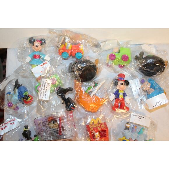 Vintage McDonald Random Toy Lot - Picture 1 of 6